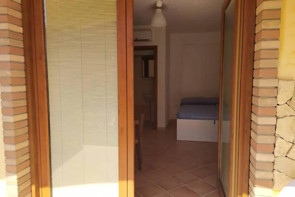 Appartamento TINY HOUSE  Nebida 0*,  Italia